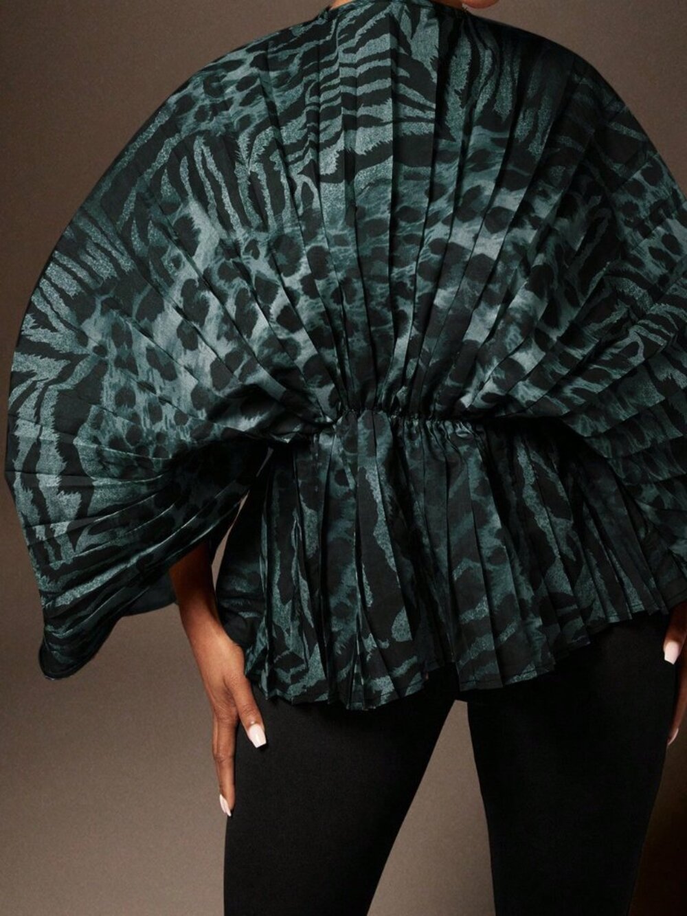 Blue Casual Women's Animal Print Long Sleeve Ruffle Hem Pleated Blouse